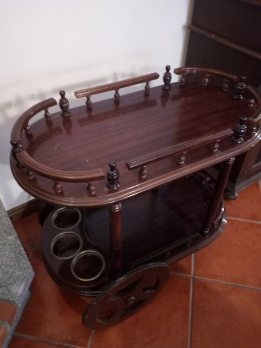 Asses carrinho de bebidas para sala de jantar bom estado