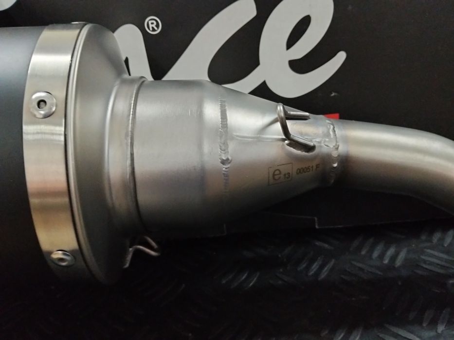 Escape LEOVINCE Yamaha XMAX 400 de 2016 a 2018