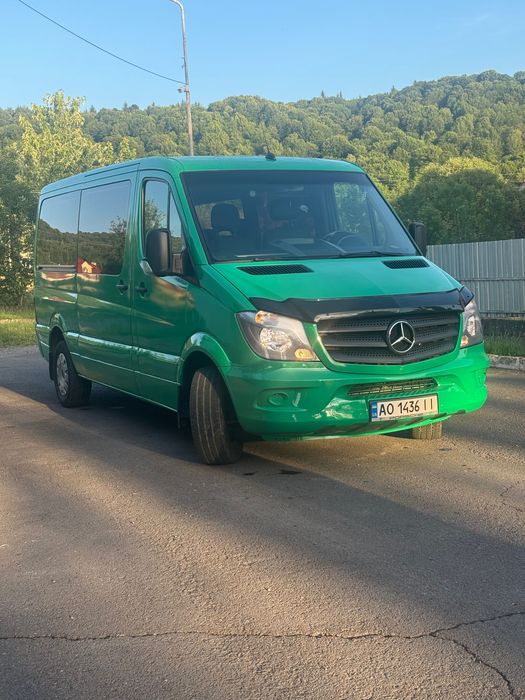 Автобус Sprinter пасажирський