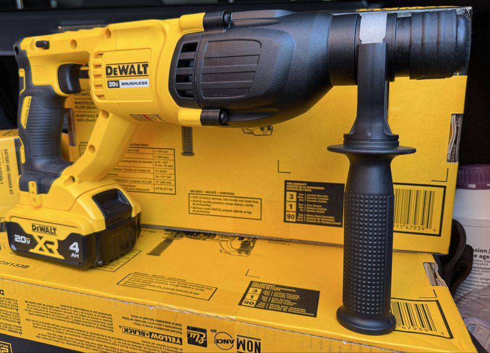 DeWalt DCH133 перфоратор оригінал з США !!