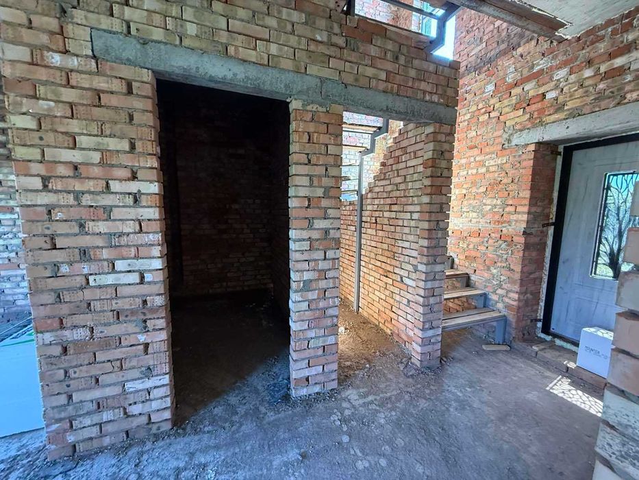 Продається таунхаус в Бохониках