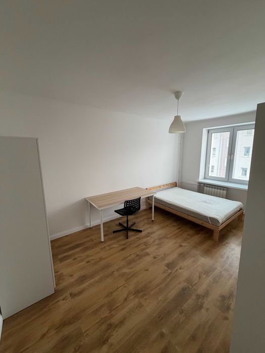 2 Oddzielne Pokoje + Kuchnia Oddzielna, Piwnica, Parking, Metro Młynów