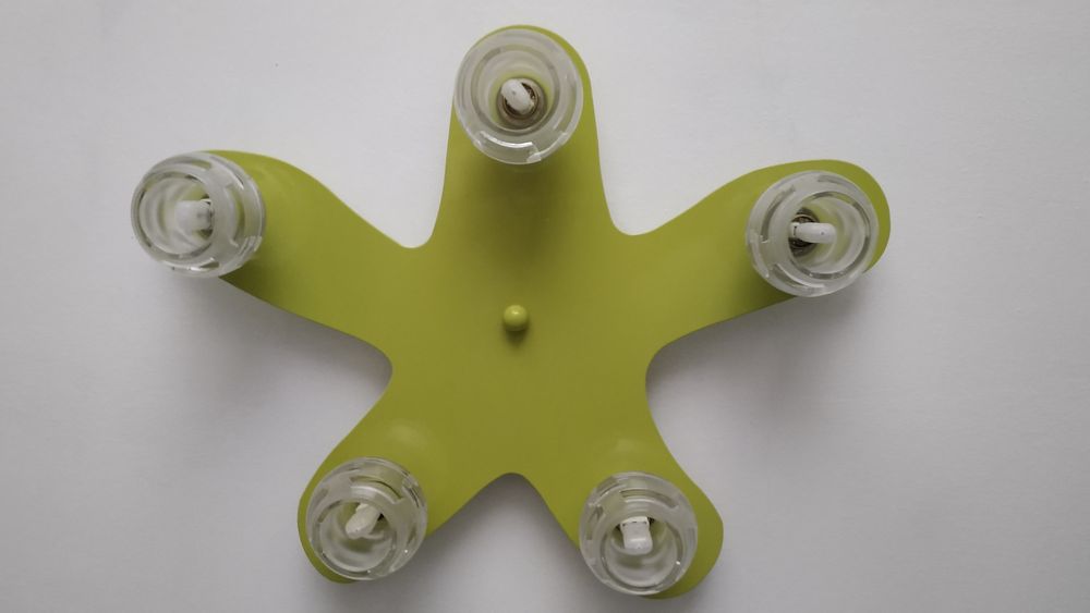 Люстра у кімнату