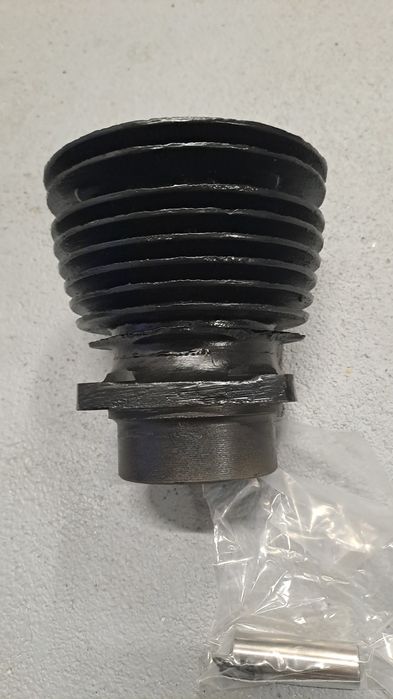 BMW R35 cylinder z tłokiem po szlifie