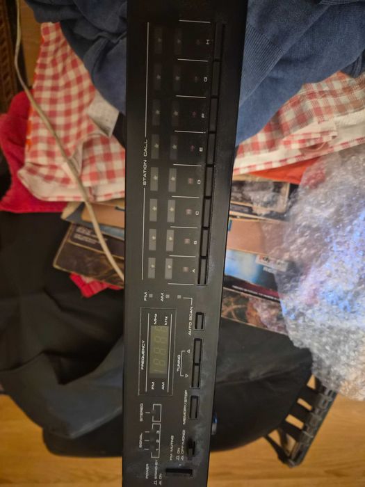 Tuner model pioneer TX-930