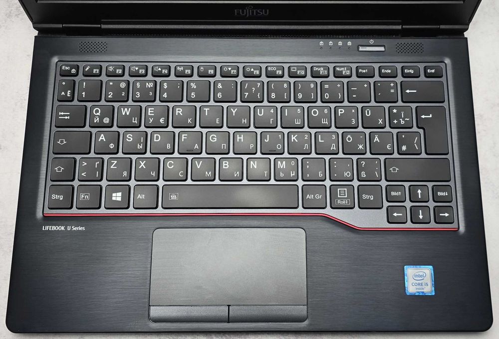 Ноутбук 12.5" Fujitsu LifeBook U727 i3-7100U 8/256 1920x1080 LED IPS
