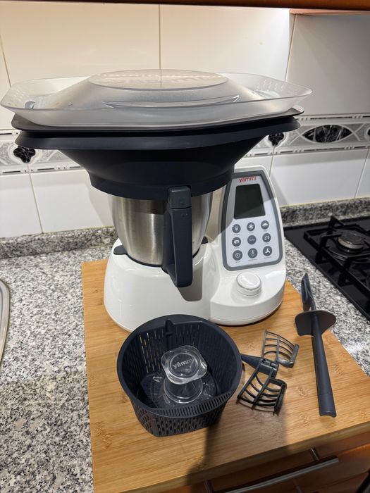 Robô de Cozinha YÄMMI 2 upgrade + Bandeja + 1 Livro de Receitas