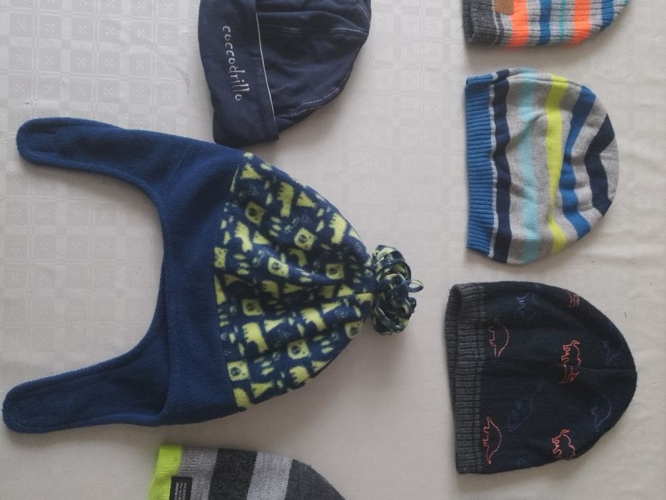 Czapki chłopięce na 3-6 lar