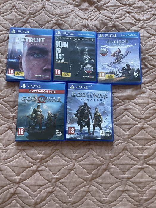 Sony PlayStation 4  1 TB