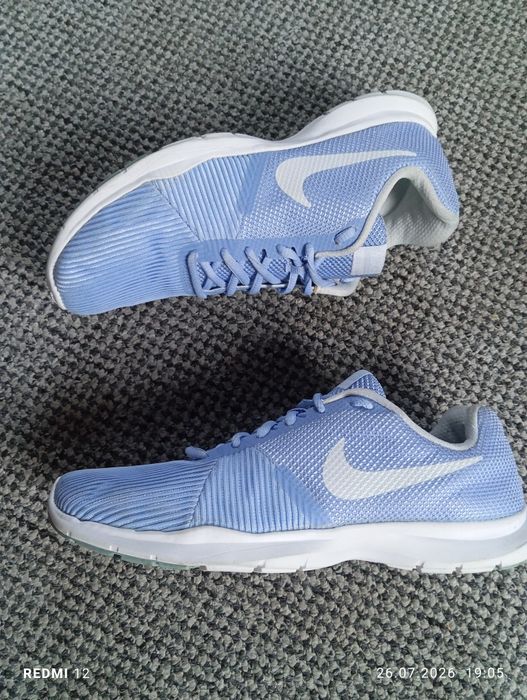 damskie buty treningowe Nike WMNS Flex Bijoux r. 42