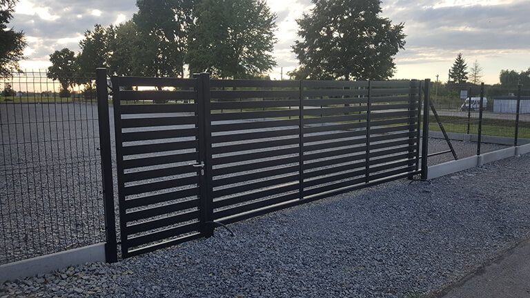 Ogrodzenia*panelowe*betonowe*bramy*furtki*montaz*sprzedaz*