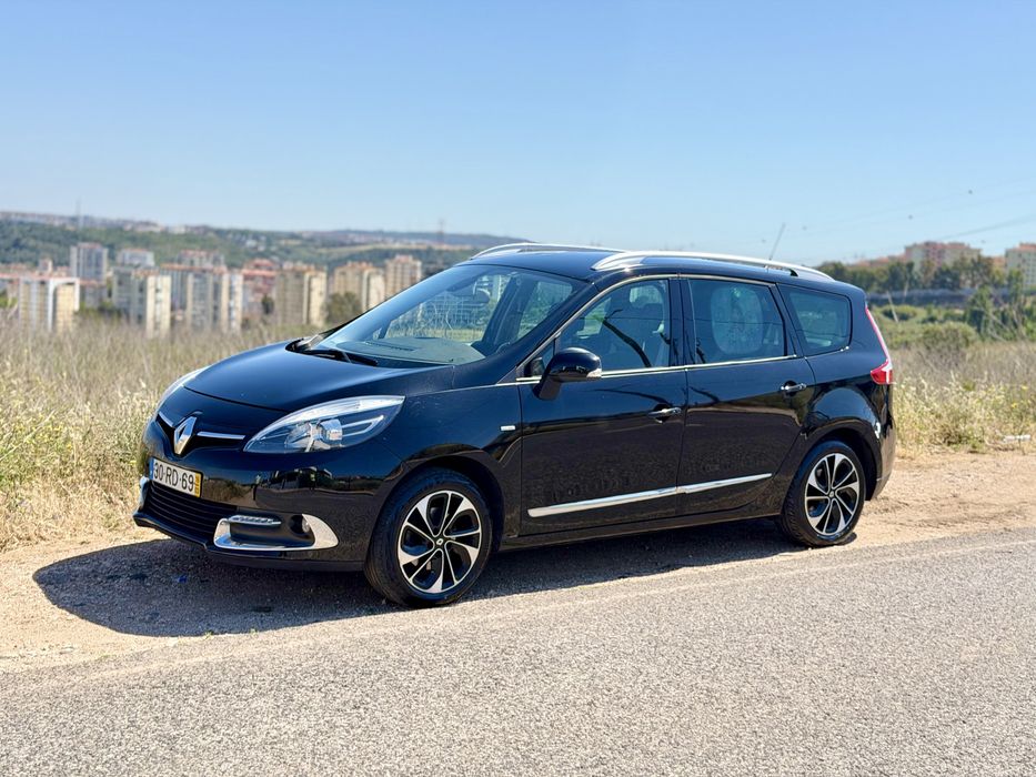 Renault Grand Scénic 7 lugares “Bose Edition” de 2016 com 160.000 km,