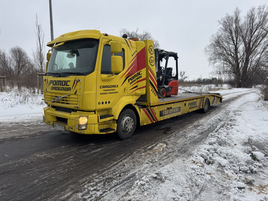 Transport pompc drogowa holowanie