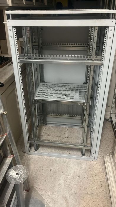 Computer Rack64738872182019121