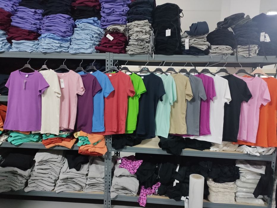 T-shirt 2,20 euros.      Só para REVENDA