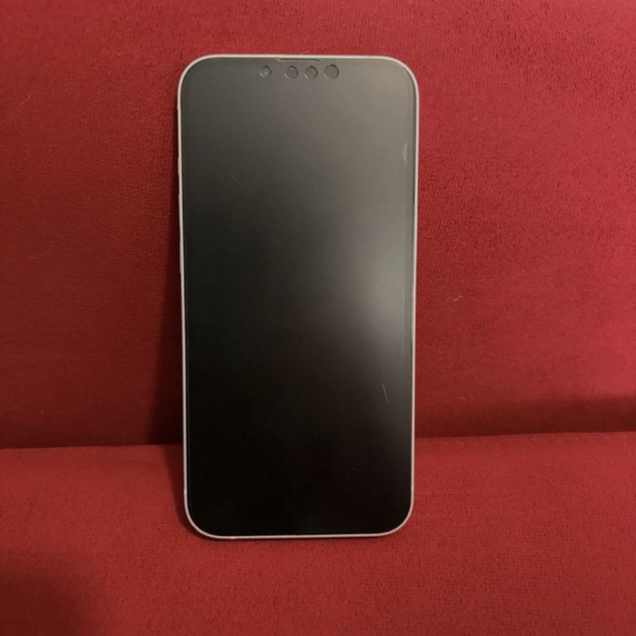 iPhone 13 telefon