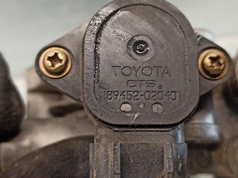 CAIXA BORBOLETAS TOYOTA COROLLA 2003
