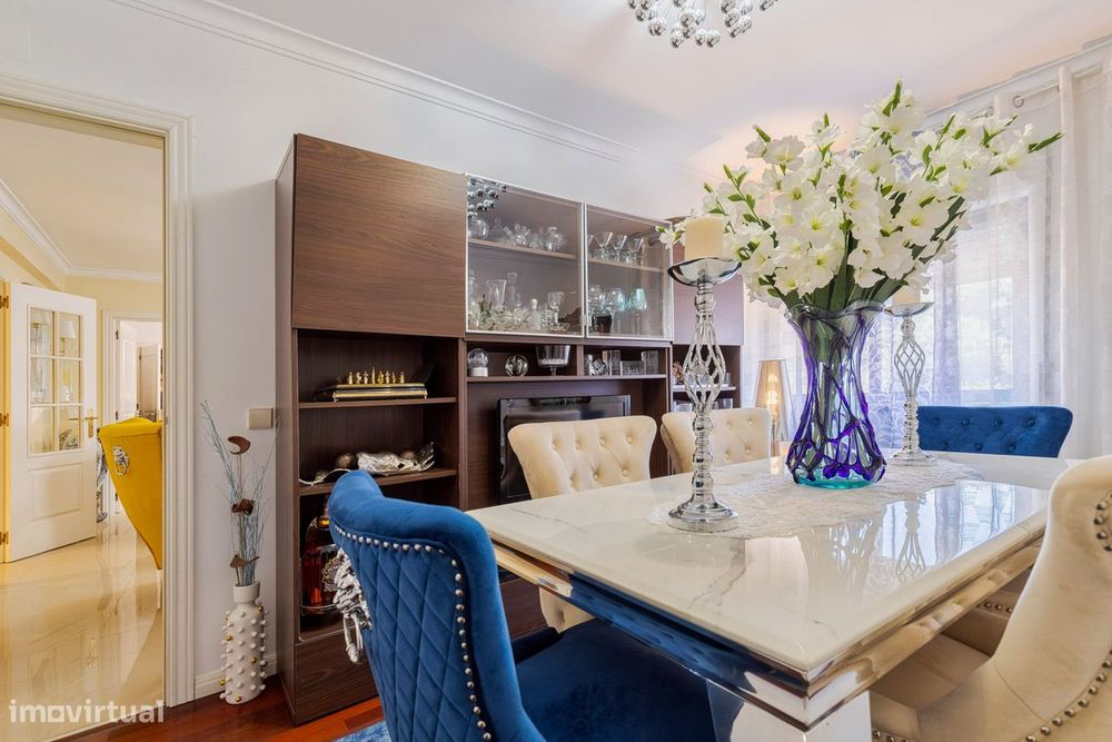 Paivas / Amora - Apartamento T3 Com Garagem