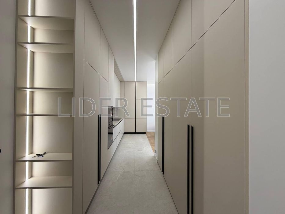 Продаж 2-кімнатної квартири в ЖК Uzh Towers | Слов'янська набережна, Ужгород