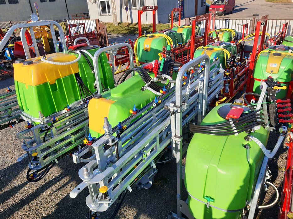 Opryskiwacz firmy Tolmet typ KLARA  400L/12m