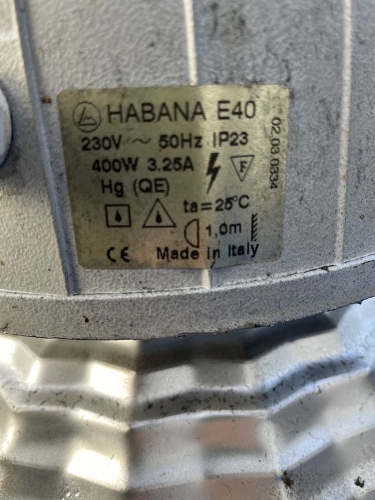 Candeeiro industrial