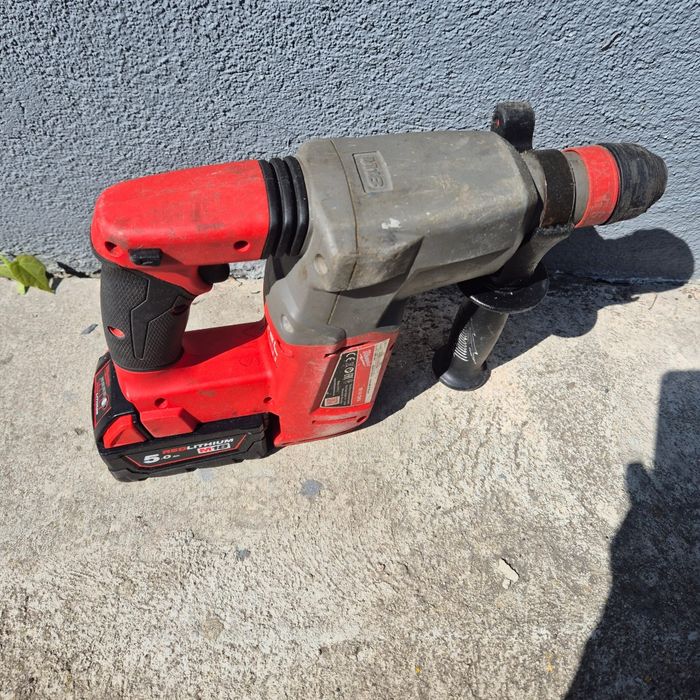 Młotowiertarka Milwaukee m18 CHX z baterią 5ah