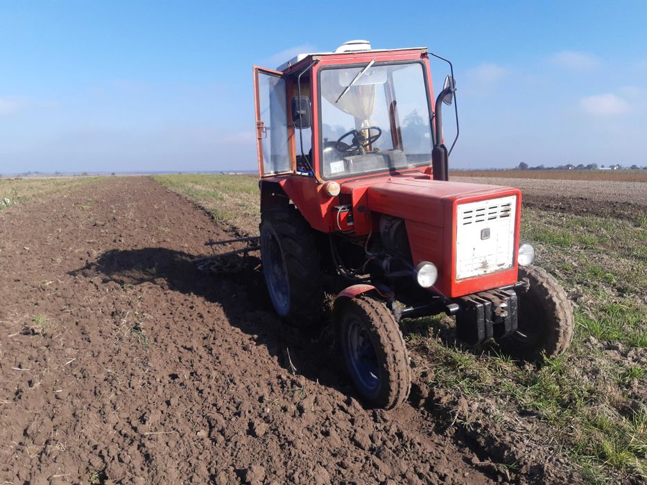 Т-25 (Т-30) - Надійний трактор у дбайливі руки!