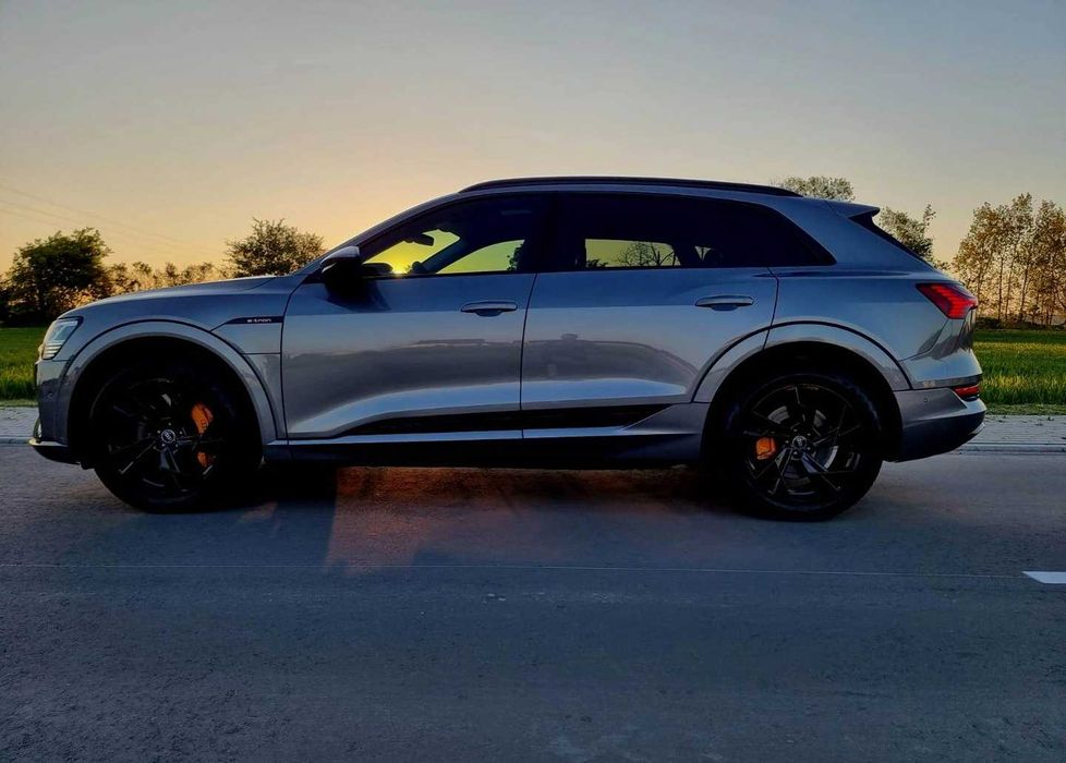 Audi e-tron 2021