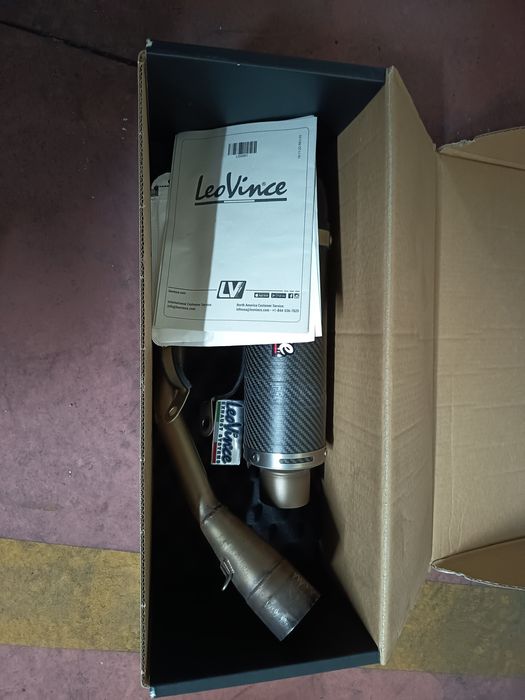 Escape para PCX 2023/4