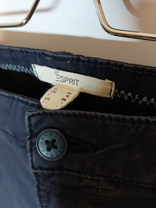 Granatowe spodnie Esprit 36 S granatowe spodnie materiałowe eleganckie