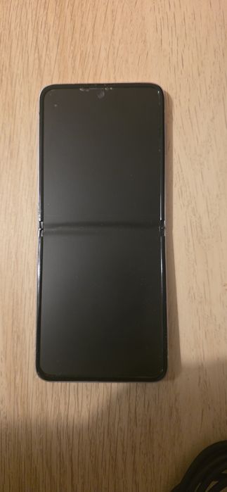 Samsung Galaxy Z Flip 3