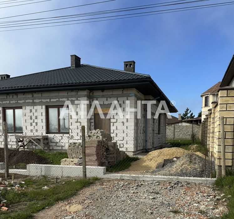 Дом возле Ривьеры