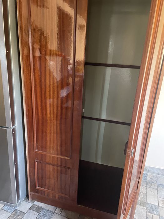 Шафа б/у з антресолею