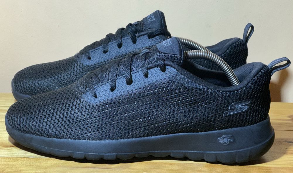 Кросівки Skechers Go Walk. Розмір 39(26 см)