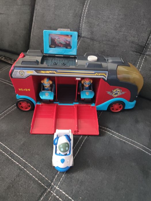 Psi patrol transportowiec