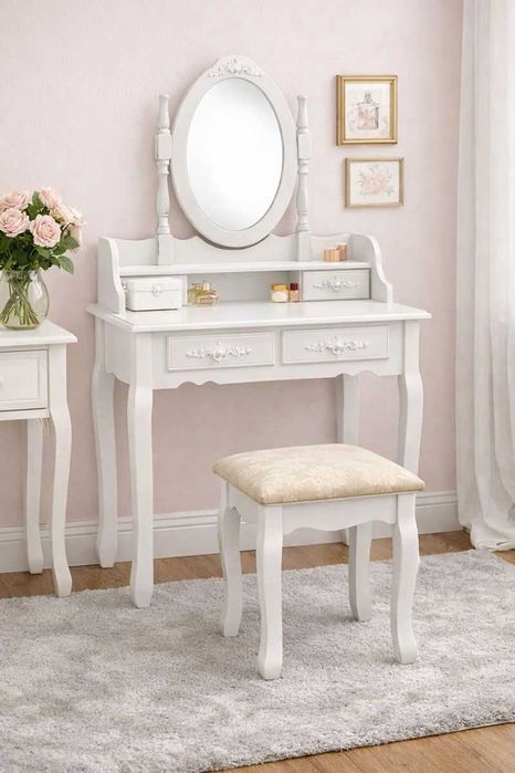 Toaletka wiktoriańska z taboretem