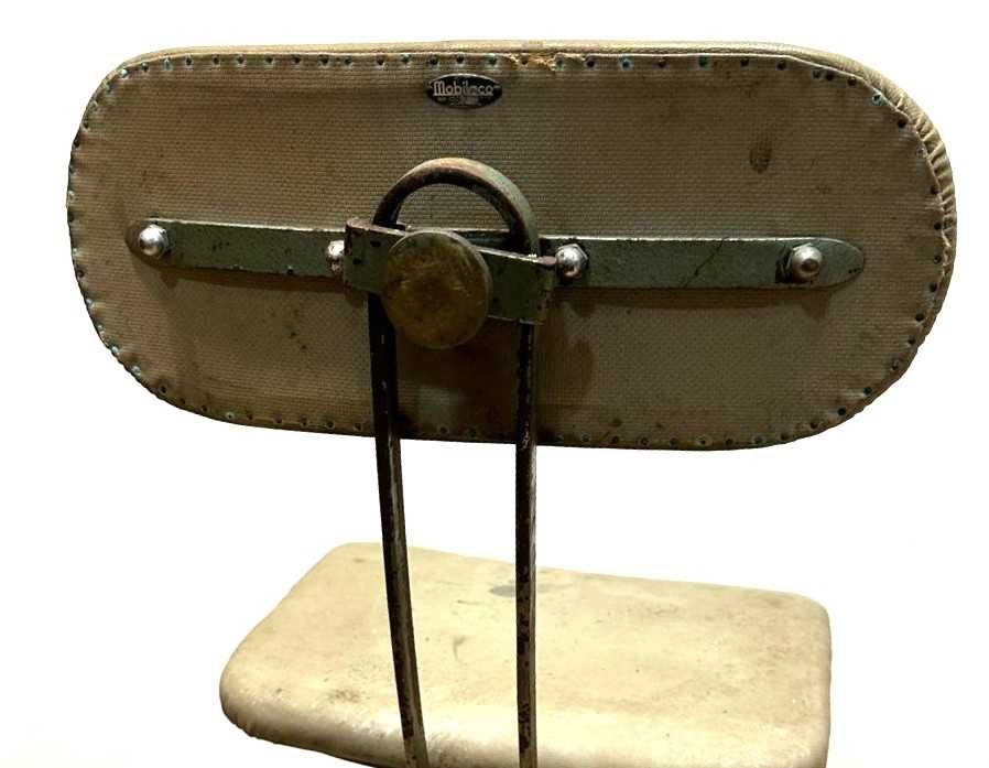 Cadeira de oficios antiga, operacional