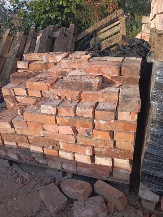 Cegła z rozbiórki