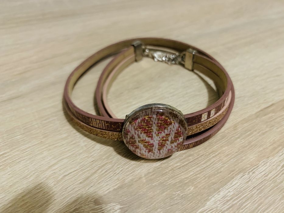 Bransoletka ze skrawkiem chusty