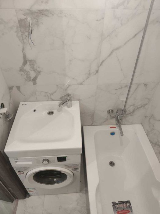 Продам 1-к кв м Барабашово, трк Украина.