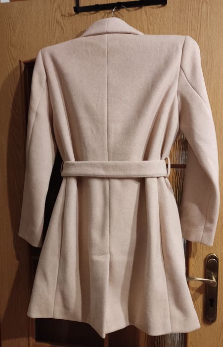 Płaszcz damski beżowy jesienno wiosenny
