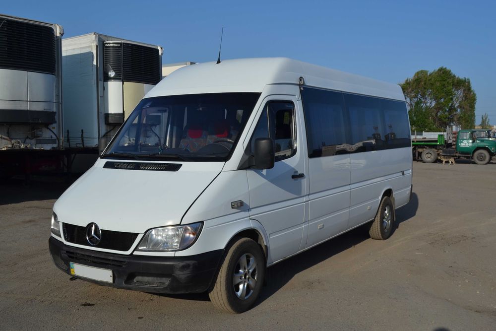 Пассажирские перевозки Черкассы Аренда и заказ микроавтобуса автобуса