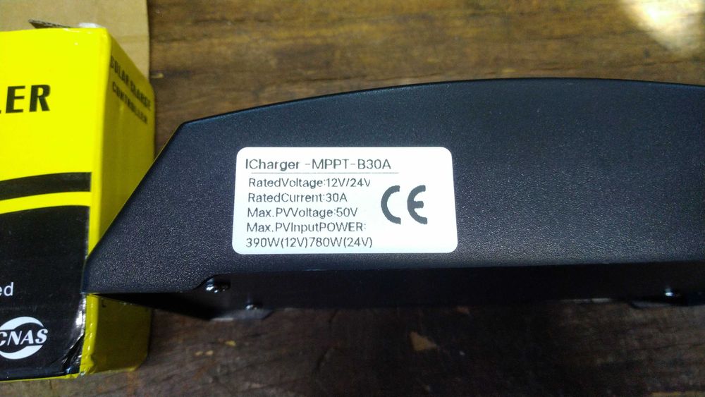 Солнечный контроллер (зарядка аккумулятора) 30A