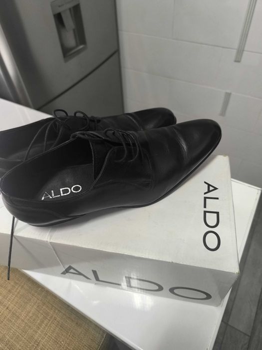 Sapatos Aldo em pele Nº40 Ler anuncio