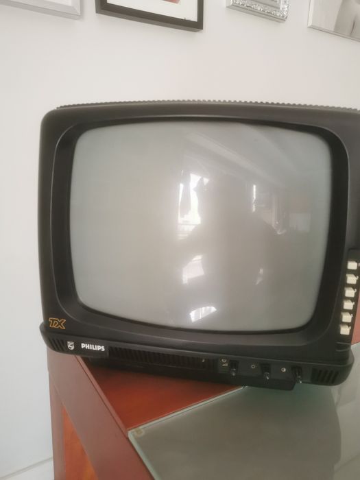 TV Philips vintage portátil  12V.