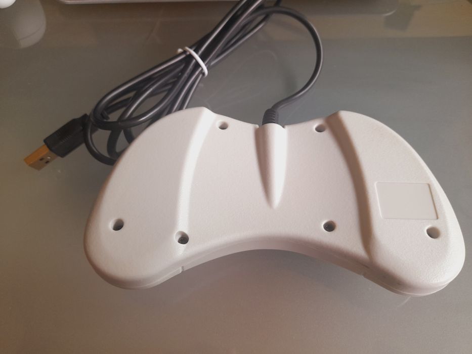 Sega Saturn and PS2/PS1 Controllers64752260677890122