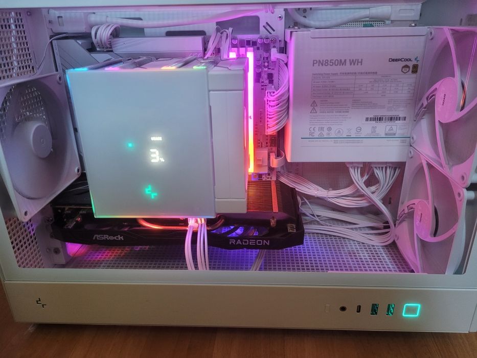 Komputer gamingowy Biały Ryzen 7500F  32GB DDR5  B850  Gwarancję Win 11 AM5