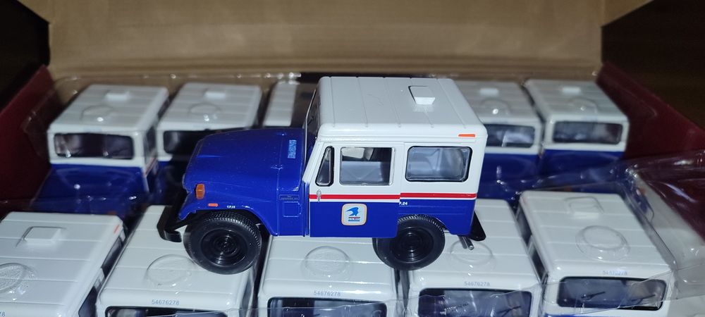 Kinsmart Jeep DJ-5B Postal USPS. Американська поштова служба