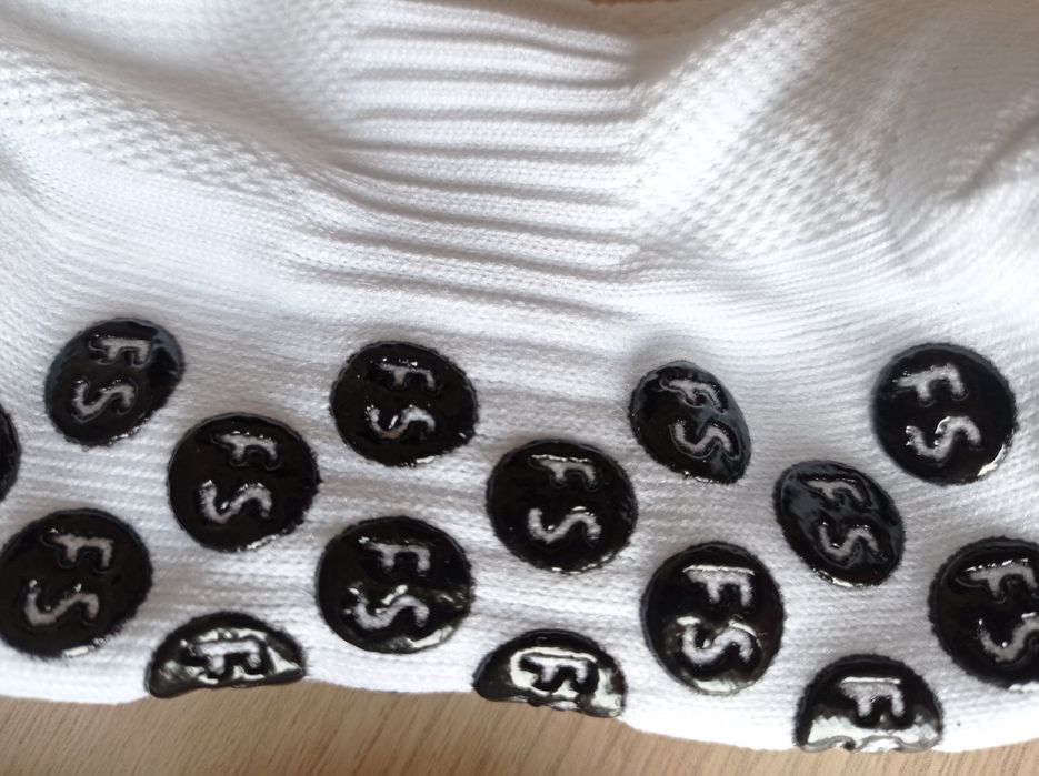Skarpety sportowe footbal socks 9 szt. r.35-37  nowe 21cm