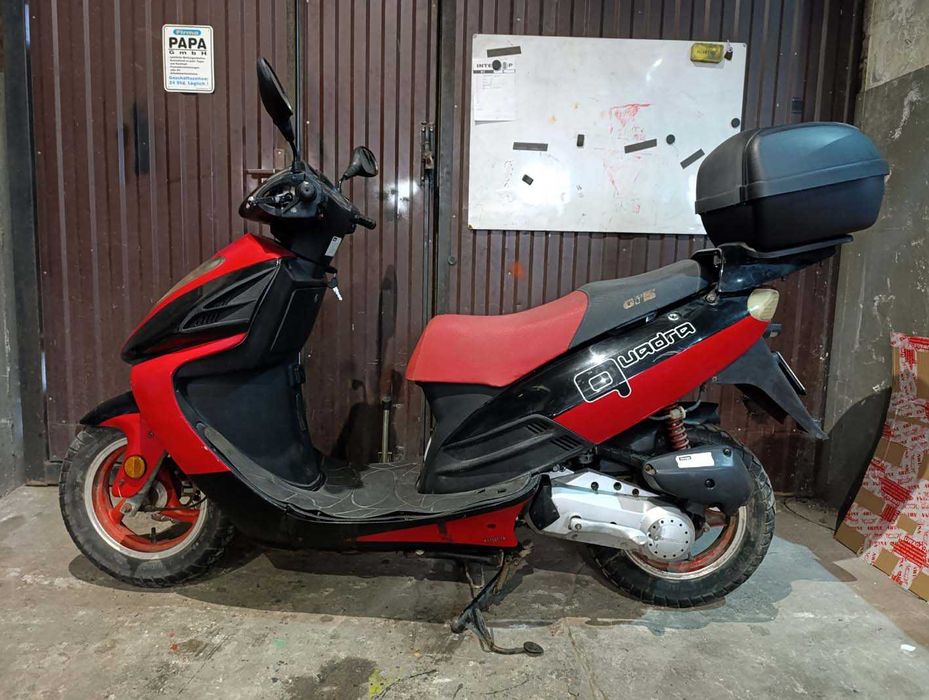 skuter XXL ZIPP Quantum GT5. 50cm, 2 suw, kufer, stan BDB,